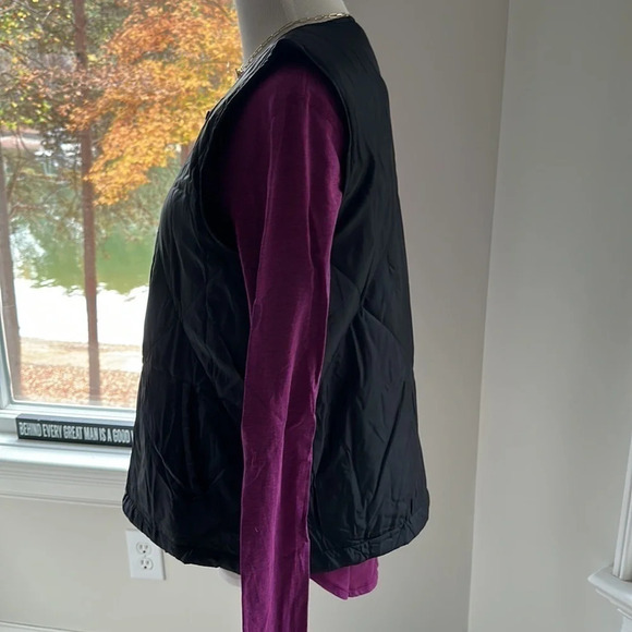 NWT Socialite Quilted Vest, Black, S/M - Picture 8 of 10